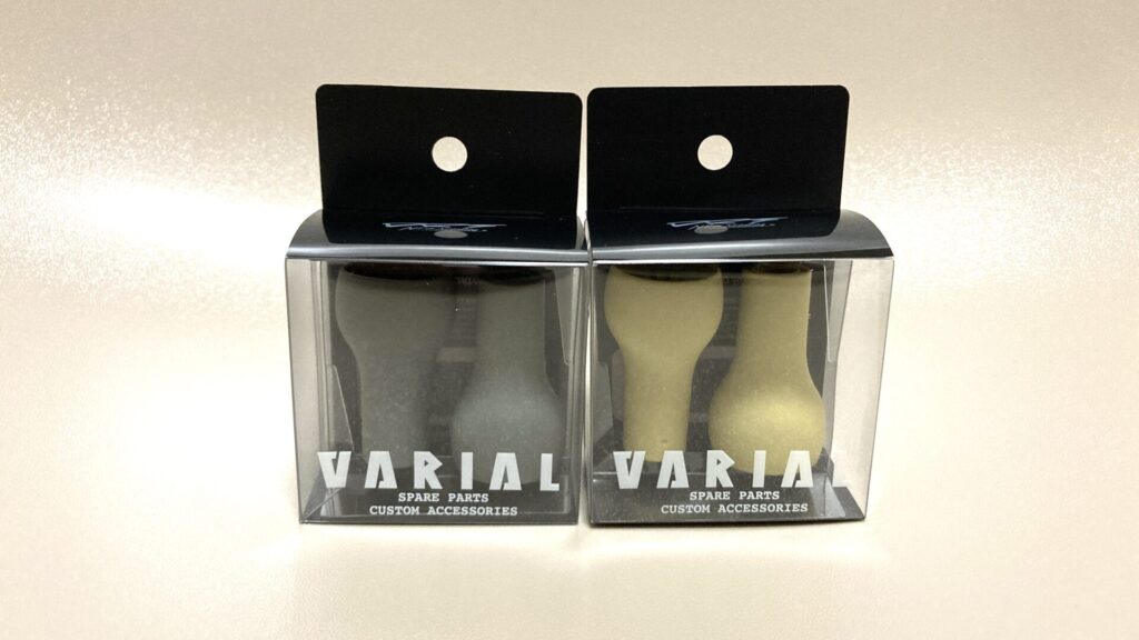 VARIAL(バリアル)ハンドルノブのパッケージはモノトーンの洒落たデザイン